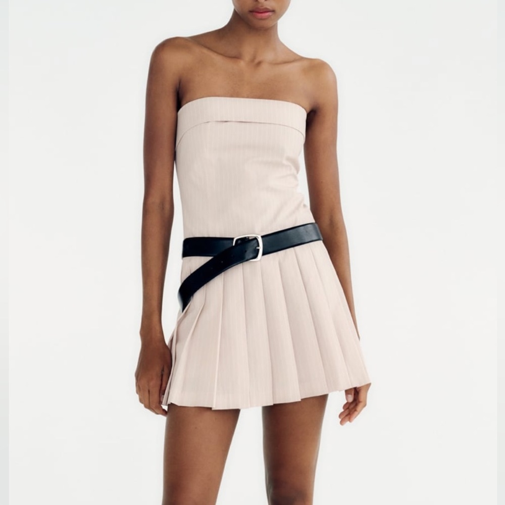 Pinstripe tube pleated mini dress cream / ivory / light nude- strapless - Picture 10 of 11